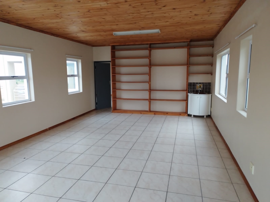 To Let 5 Bedroom Property for Rent in Strand Central Western Cape